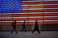 Wealthy US investors sitting on cash despite optimism in economy