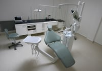 Orthodontists aren't smiling about teeth-straightening startups