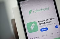 Robinhood to expand offerings after $600 million funding round