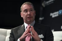 Gundlach says ‘en masse’ defaults likely for some junk issuers