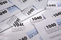 Wealthy win, low-wage earners lose in tax filing extension