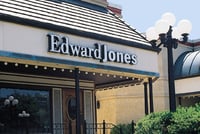 Edward Jones files to create bank