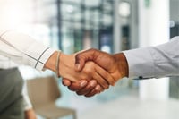 Former Cetera advisor rejoins team