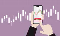 Momentum traders will sell up to $42B in stocks, says Goldman