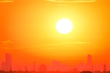 El Niño arrives: what US property brokers should tell clients now