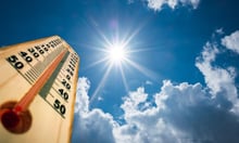 AXA unveils first-of-its-kind heatwave insurance for outdoor workers