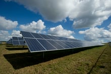 Insurers rethink risk as Asia powers renewable surge