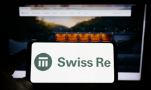 Shareholders give green light to Swiss Re proposals