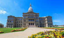 Insurance group urges Michigan Senate to reject auto rate bill