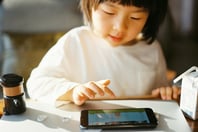 Australian insurers urge balance in children’s online privacy rules
