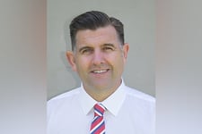 This seasoned banker is now a “high performing broker” in hospitality industry