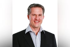 This brokerage gains loyalty by being an educator