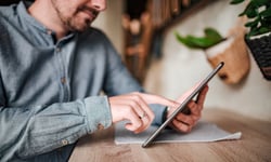 How commercial carriers are turning digital distribution into a retention advantage