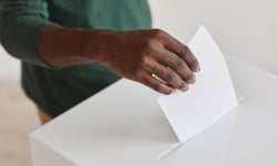 Ex-insurance CEO to run for president
