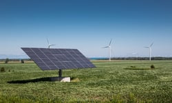 Aon and Linx bring engineering expertise to Canadian energy and property as gap widens