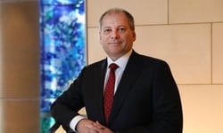 Westpac profits plunge 16% in 1H24