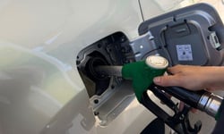 NZ card spending retreats as fuel costs and mortgage rates bite