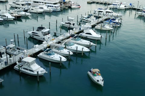 Businesses jump to plug Florida boaters' insurance gap