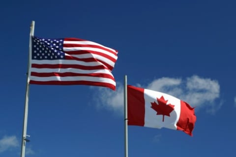How many Canadians want the US border reopened?