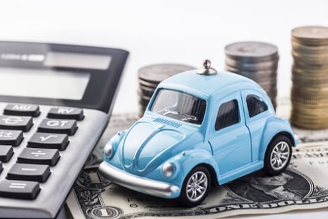 Auto insurance rates rise again – report