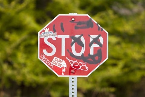 Graffiti on road signs can confuse driverless cars: Study