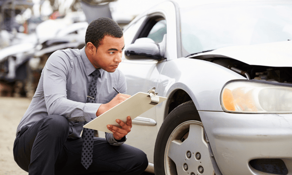 How to become an insurance claims adjuster in Canada