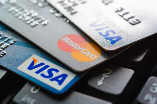 Credit card debt plummets by 20% over COVID