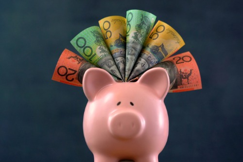 Aussies forced to dip into their savings