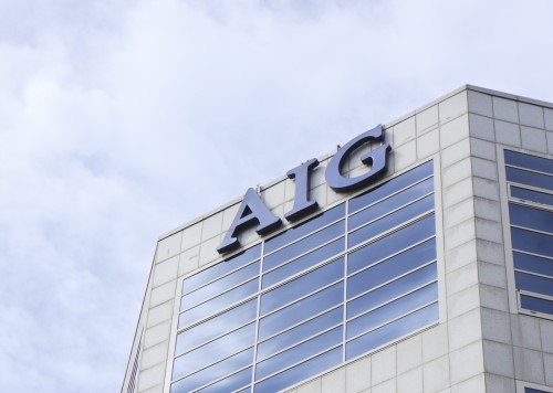 Ex-NFL player sues AIG over $1 million loss