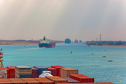 Expect lingering effects from Suez blockage - report