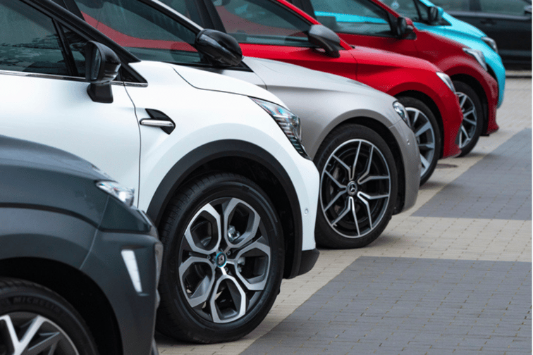Does car color impact auto insurance rates?