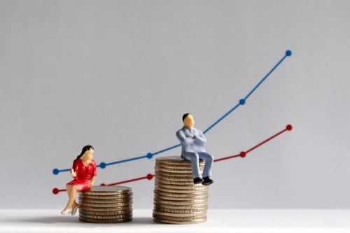 AXA UK publishes 2019 gender pay gap report