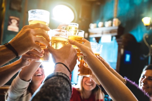 Irish pubs toast insurance victory