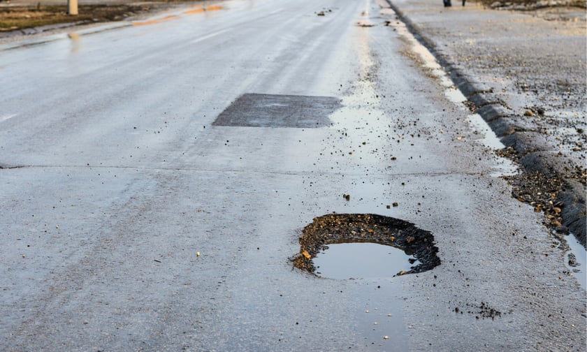 Potholes in British roads on the rise, leading to a spike in claims
