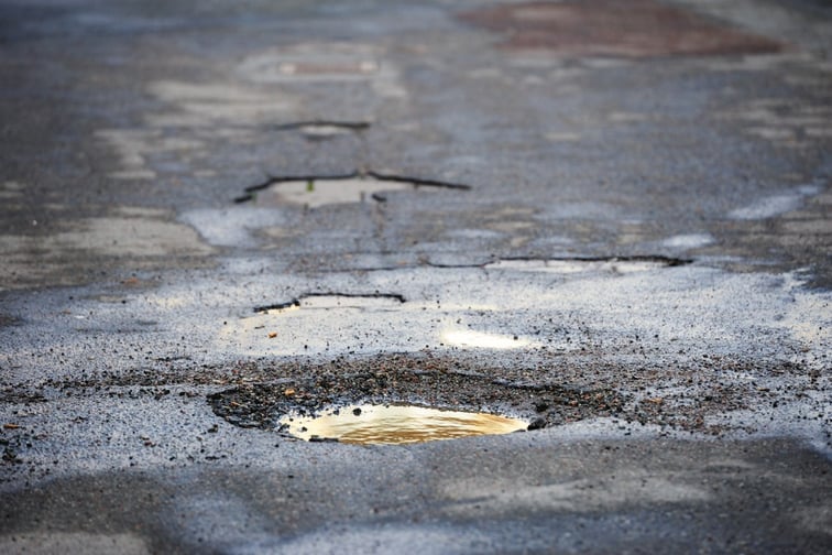 Pothole damage insurance claims in Manitoba surge