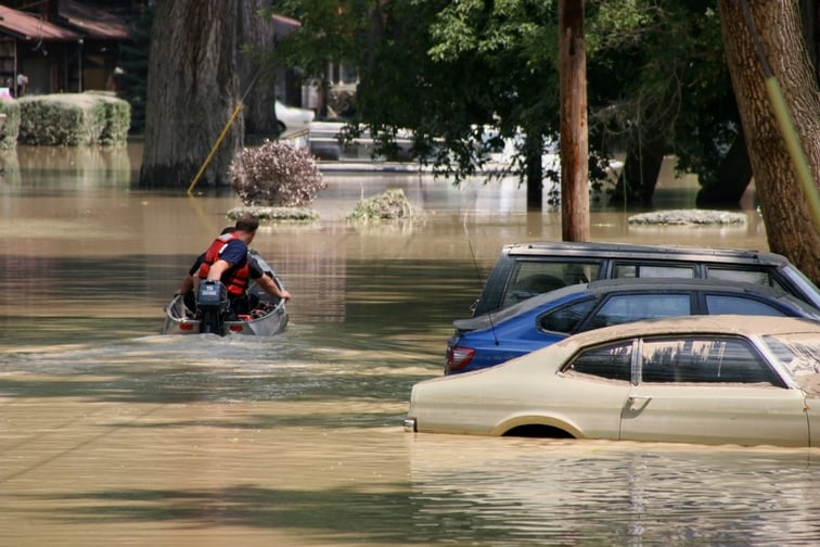 Federal report suggests no disaster aid for homeowners without flood insurance