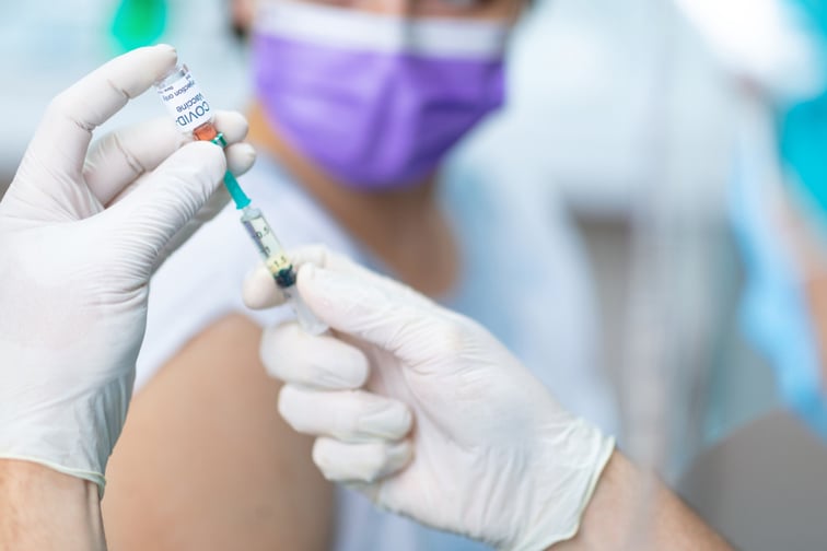 Canadian car companies make vaccination mandatory for workers
