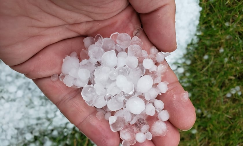 Hailstorm stirs debate on scrapped roofing program