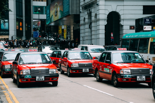Hong Kong cabbies decry sky-high premiums for their taxis