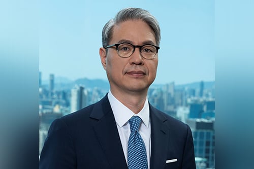 AXA names Dongjun Choi as Asia chief strategy and customer officer