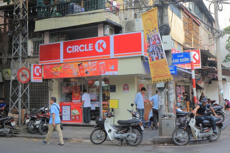 Cheap insurance coming to Vietnam convenience stores