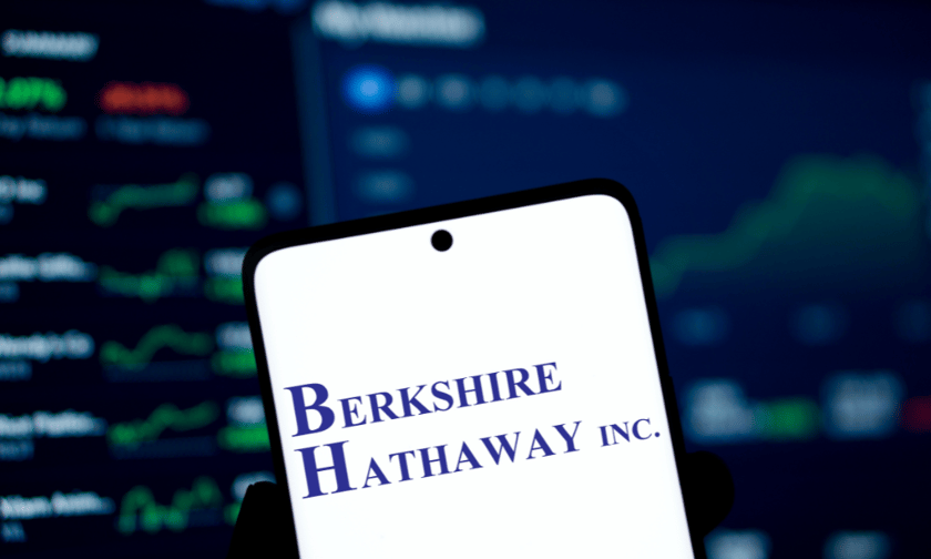 Berkshire's operating earnings rise significantly in Q4