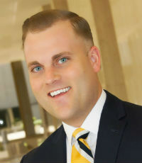 Richard W. Bryan Jr., Associate director, Wortham Insurance & Risk Management