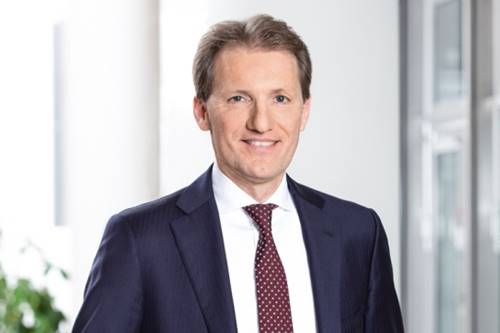 Hannover Re introduces new chief executive