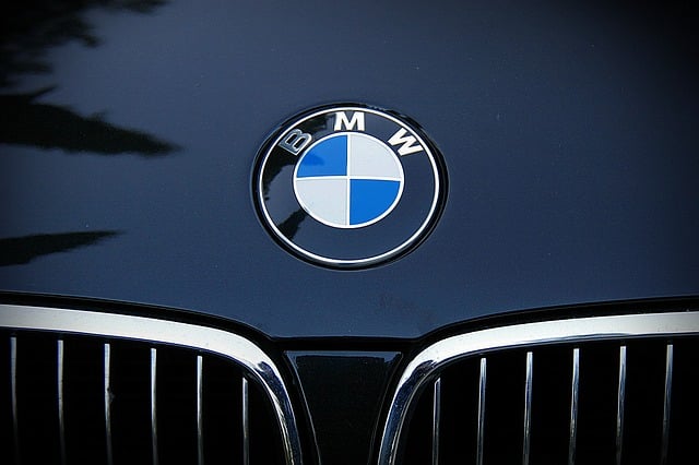 Allianz signs five-year BMW deal