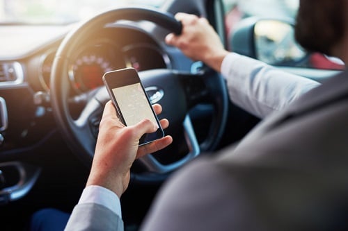 Aviva Canada: Distracted driving-related accidents on the rise