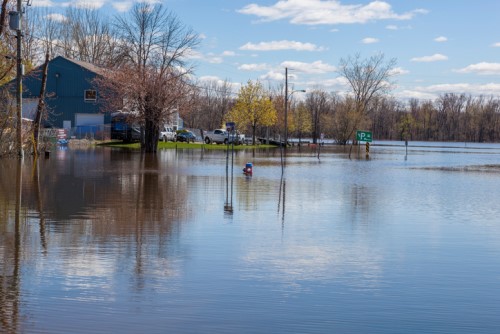 City council votes against plan to develop floodplain area