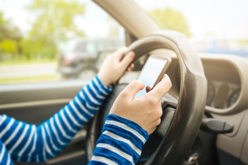 Motorists urged to wake up to the risks of texting