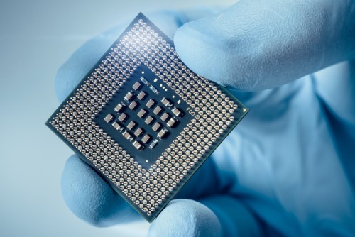 New security flaw found in computer chips