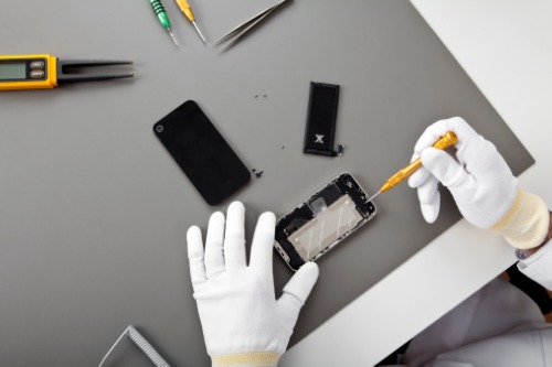 Allstate expands with iPhone repair
